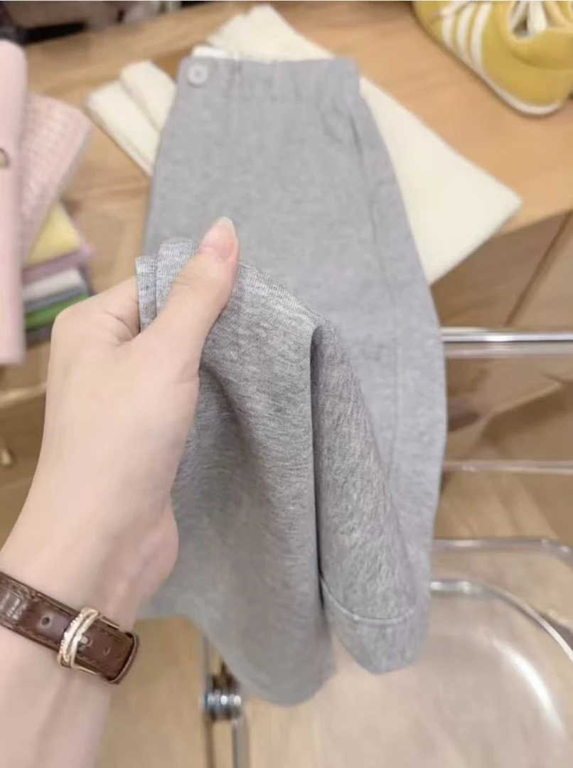 七言家巨好看！秋季一粒扣松紧腰显瘦香蕉直筒卫裤25新@