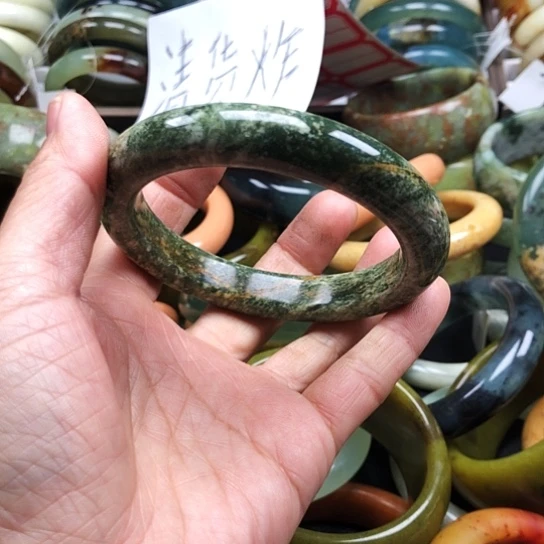 蛇纹石玉手镯未镶嵌福***开
