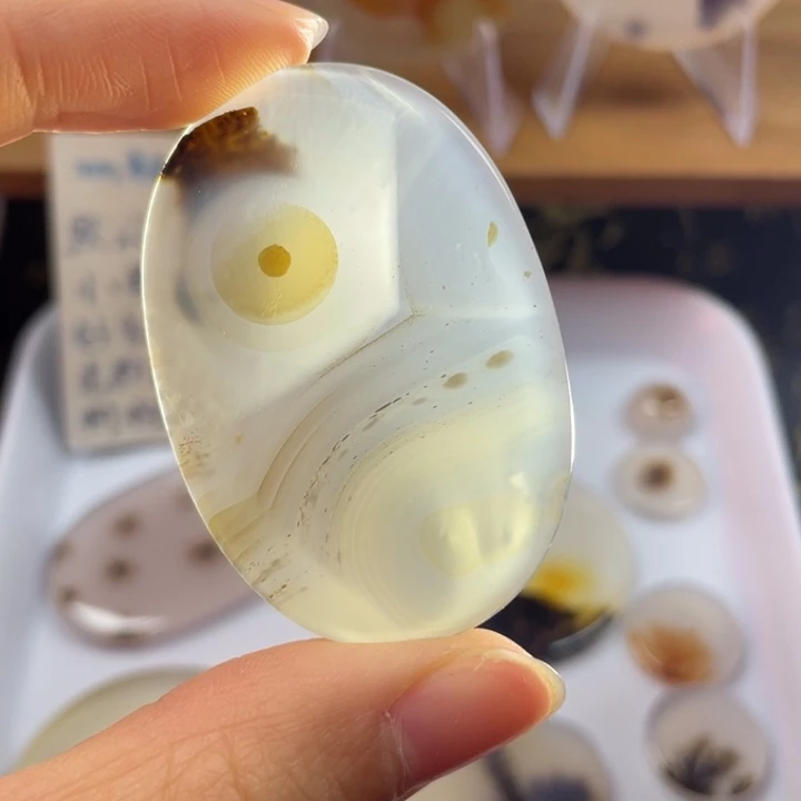 玛瑙/玉髓未镶嵌牌子