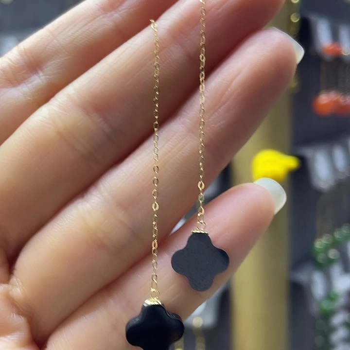 和田玉18K金镶嵌耳饰