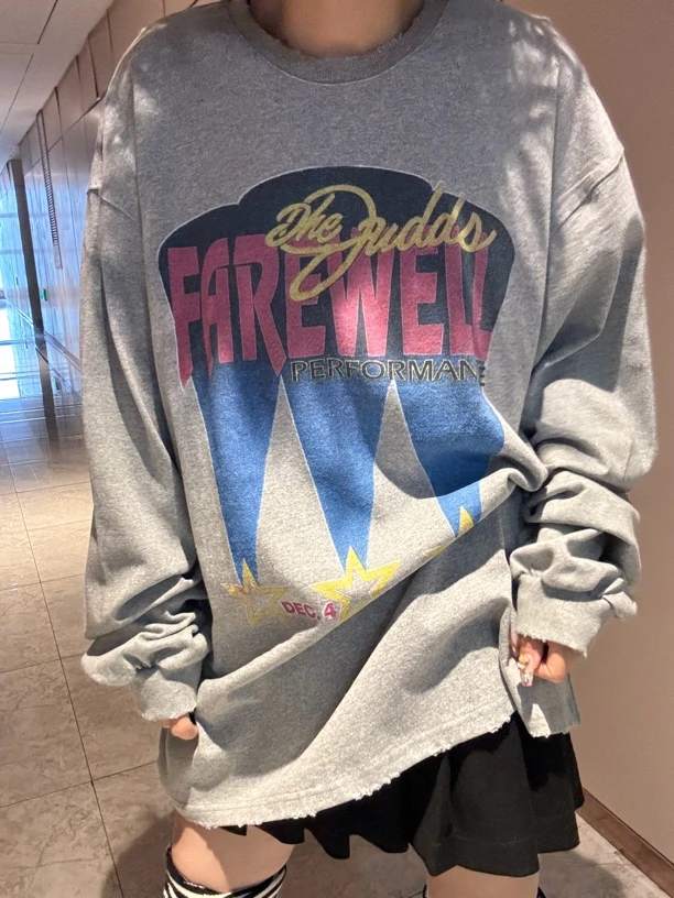 韩版磨破字母印花大版T恤