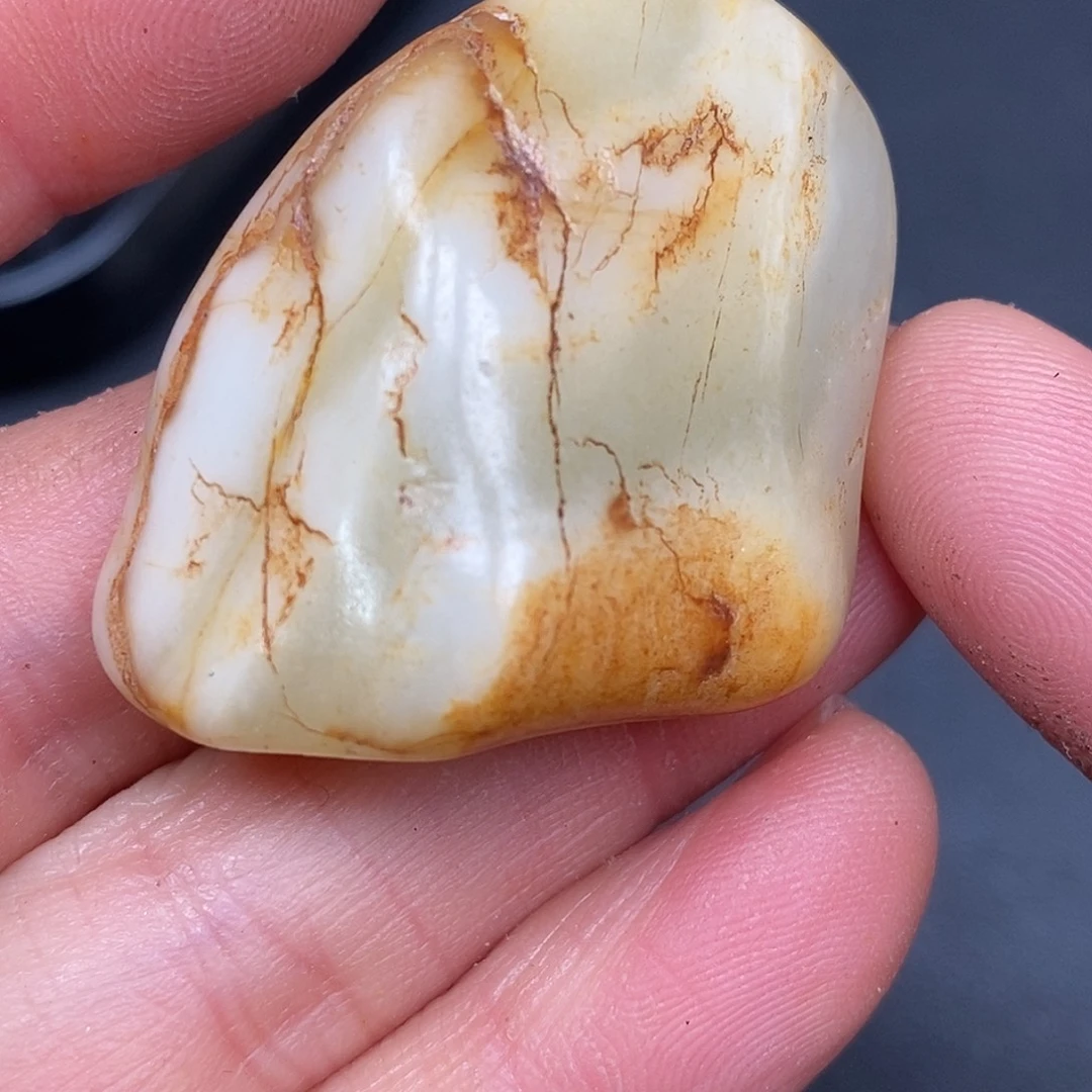 和田玉未镶嵌珠宝奇石