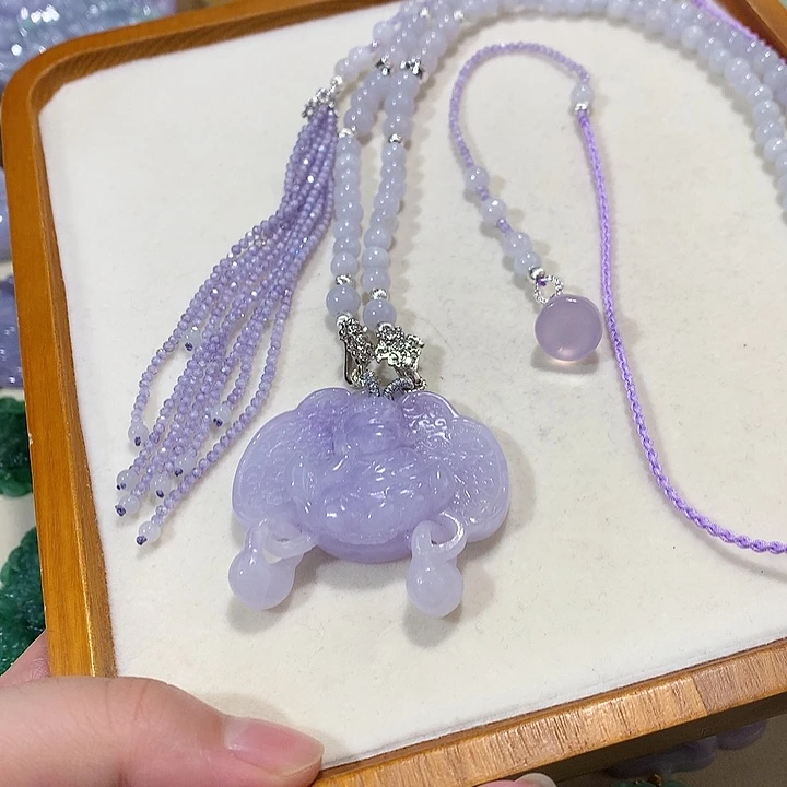 翡翠未镶嵌颈饰翡翠吊坠