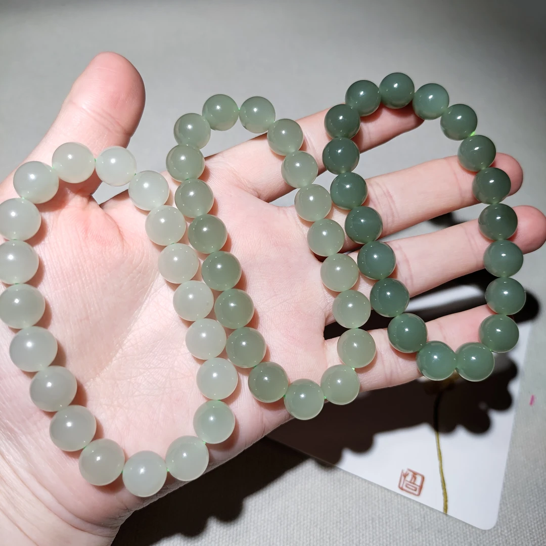 和田玉冰晴水圆珠手串约10MM浅晴中晴湖水绿三色多样性发一件