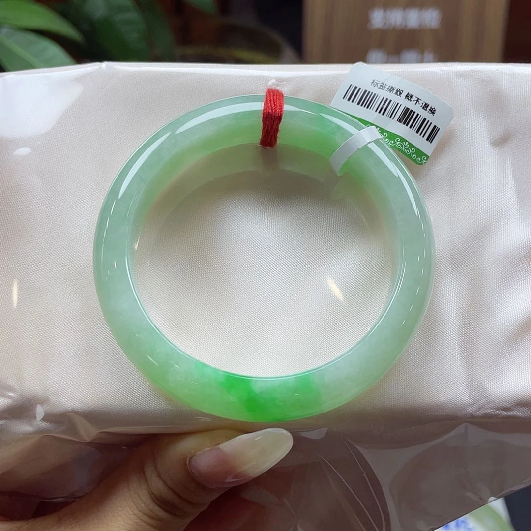 翡翠手镯未镶嵌9 号链接