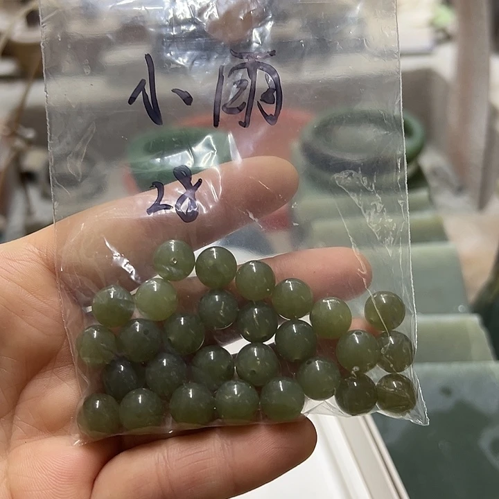 手链未镶嵌和田玉（糖玉）小***？