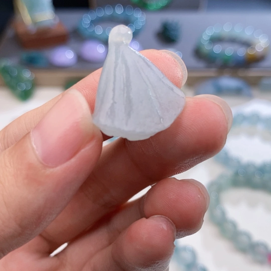 定制翡翠未镶嵌定制