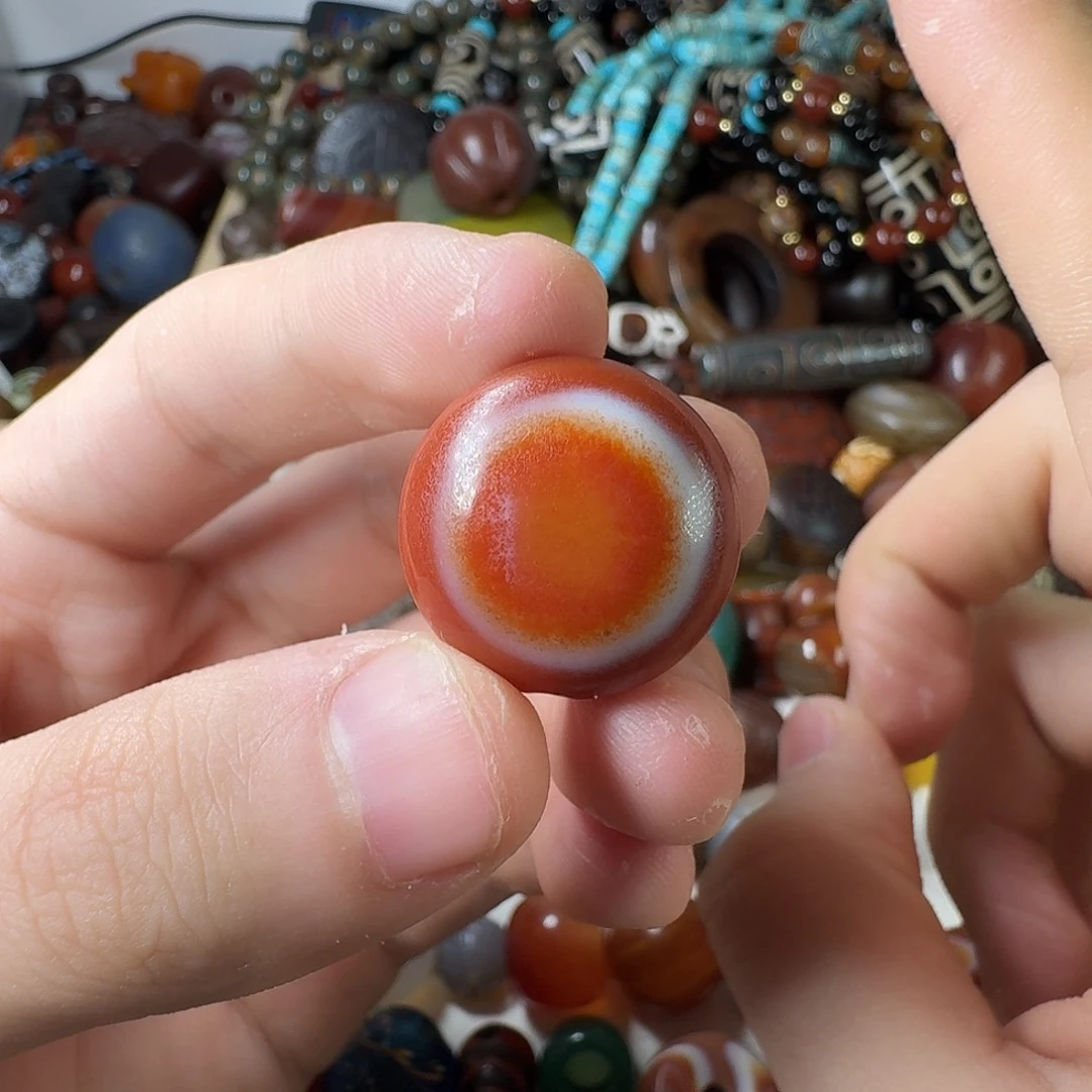 玛瑙/玉髓未镶嵌纯天然玛瑙珠子