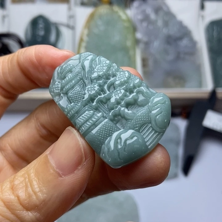 翡翠未镶嵌挂件翡翠