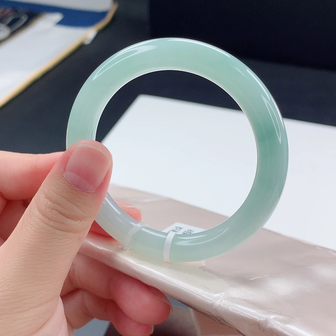 未镶嵌手镯翡翠2号