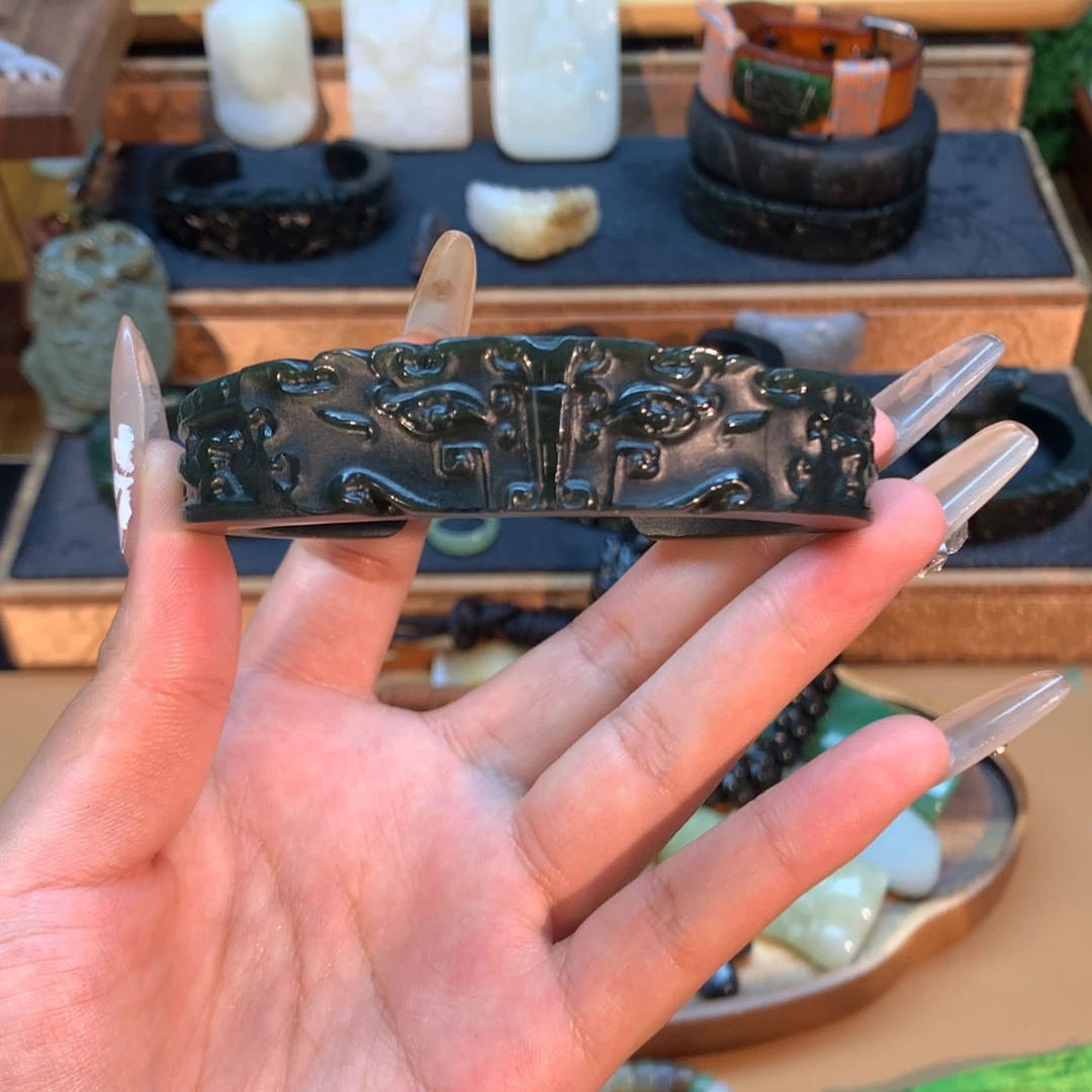 和田玉（糖玉）未镶嵌挂件