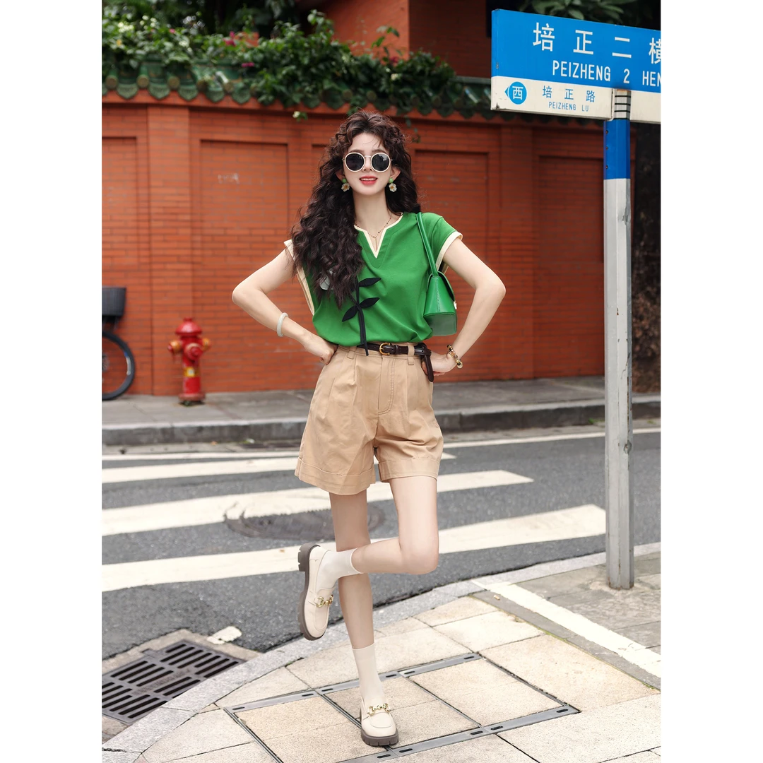 陈大器【线条画笔】复古港风复古纯色明线装饰休闲短裤JL060100