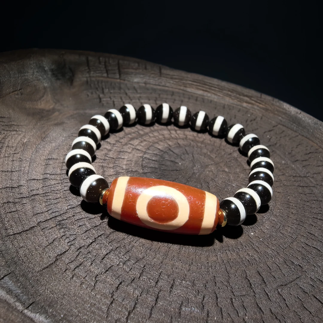 吉寳 一线天珠玛瑙搭配红肉玛瑙手串多图腾