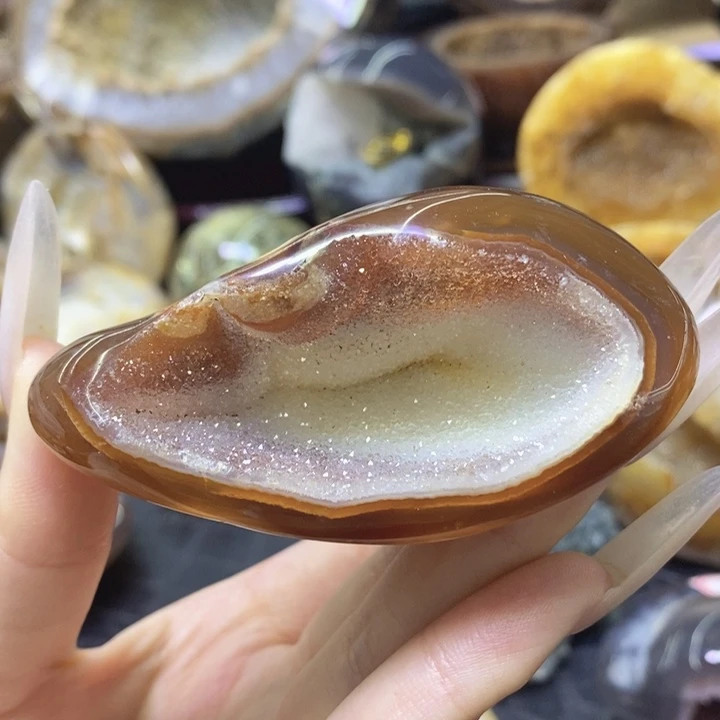 未镶嵌珠宝半成品紫晶抛光洞