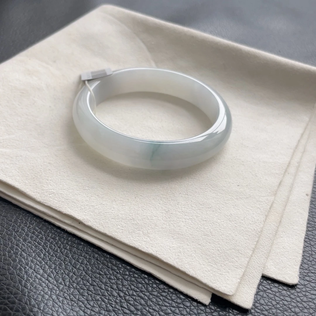 翡翠未镶嵌手镯56