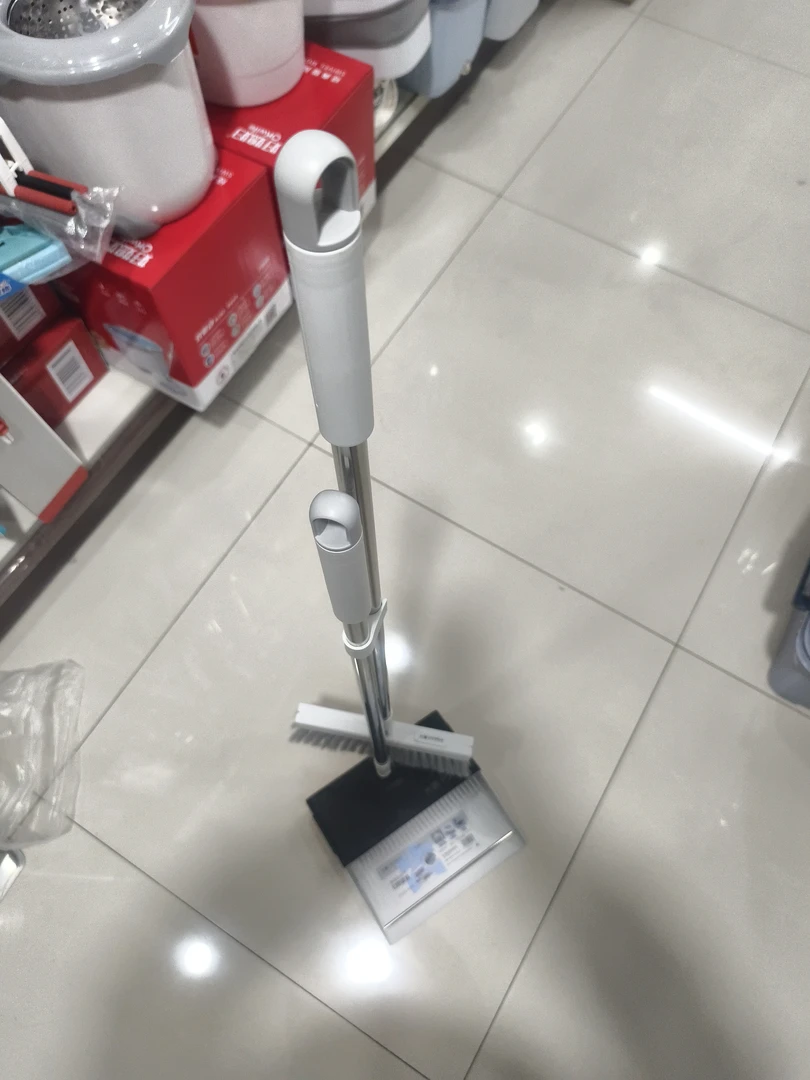 伸缩梳齿套装扫把