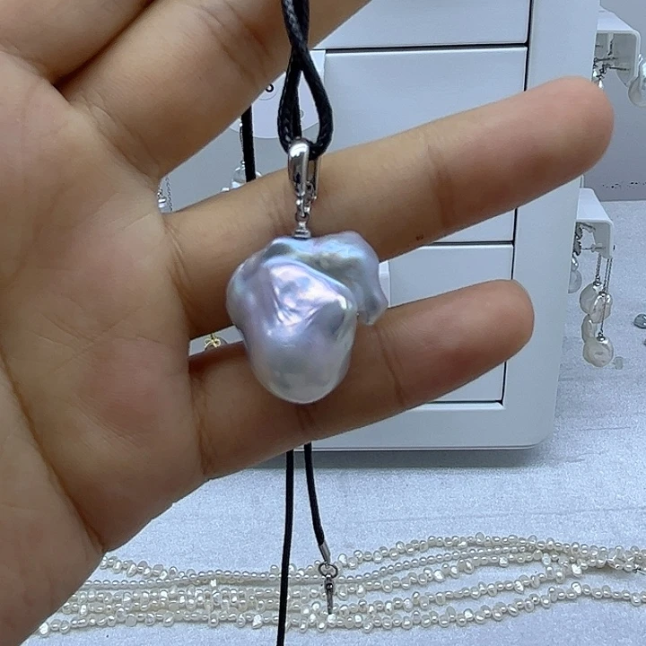 颈饰未镶嵌淡水珍珠
