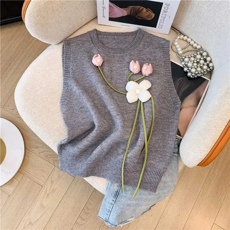 立体花朵高级设计感针织马甲女外搭上衣无袖叠穿甜美毛衣背心马夹