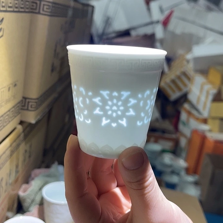 瓷片玲珑缠支链小可乐杯一个，包邮，容量125