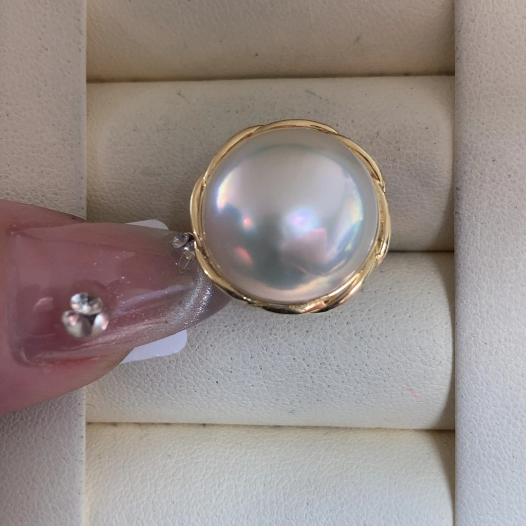拼合珍珠（马贝珠）戒指18K金镶嵌