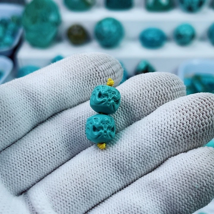 未镶嵌绿松石珠宝奇石