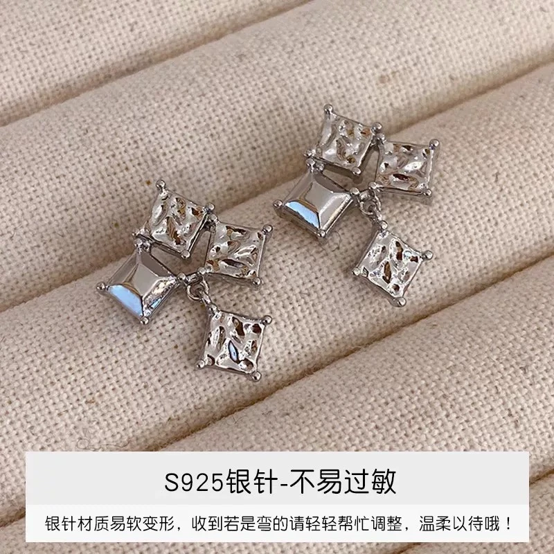 铜合金耳饰 AL6169. 不规则金属方块百搭个性耳环