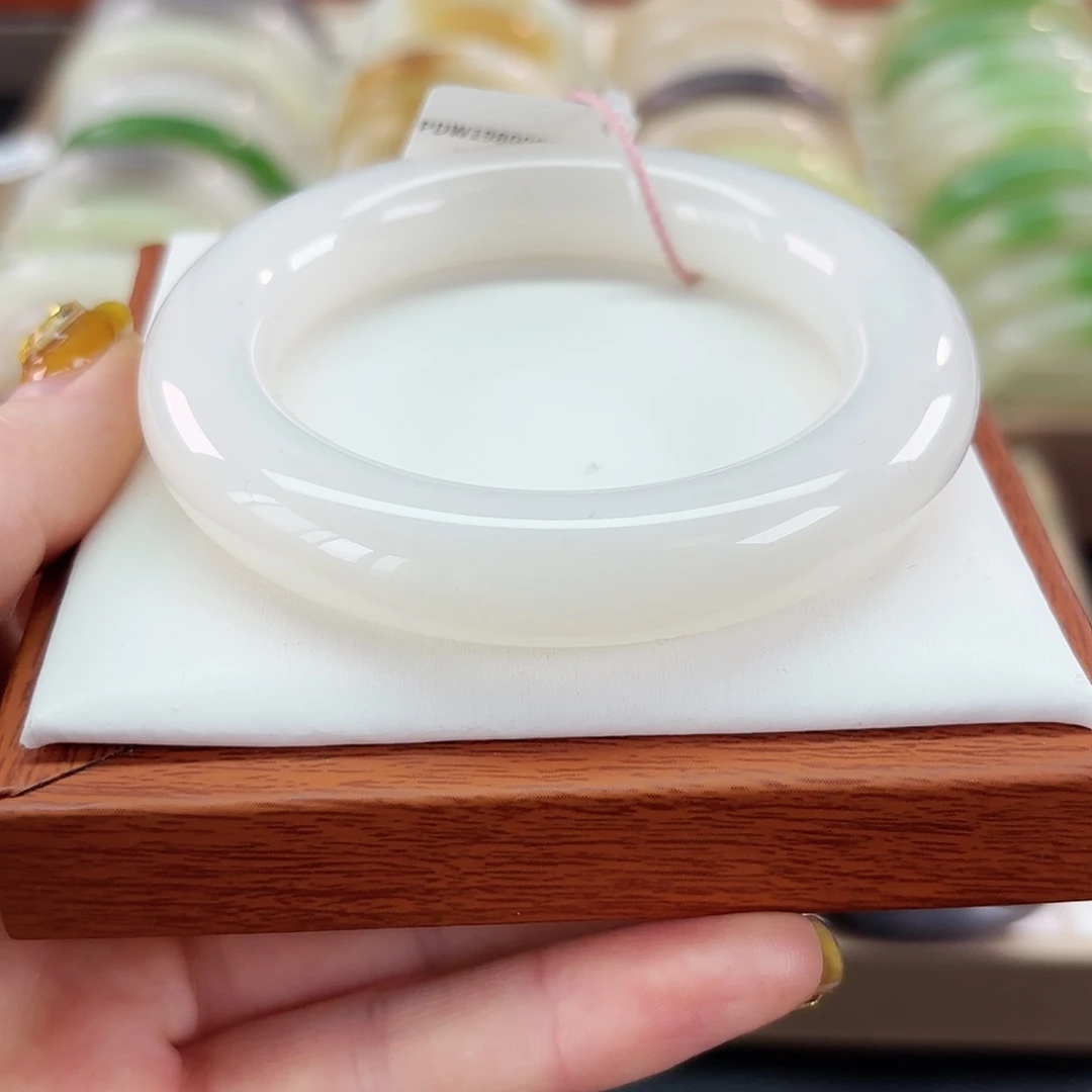 和田玉未镶嵌手镯新疆料 羊脂白