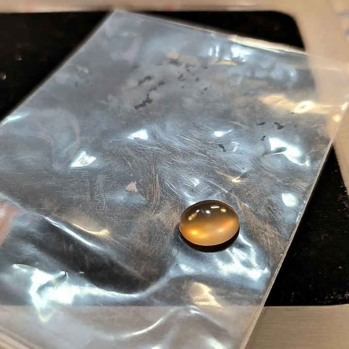 海***蓝未镶嵌戒面石英岩玉