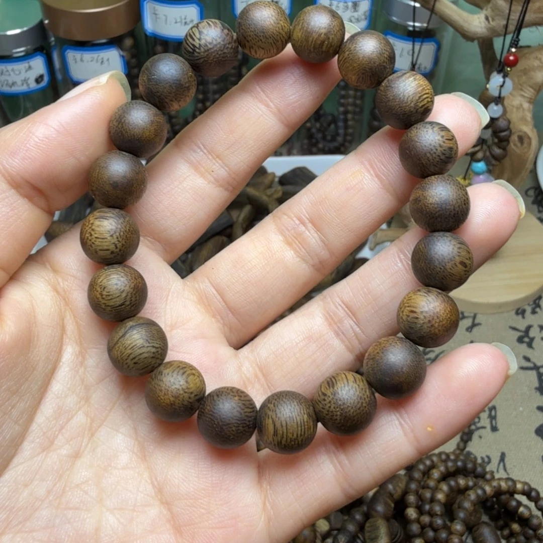 沉香碎屑沉香卡1.0。8克单圈