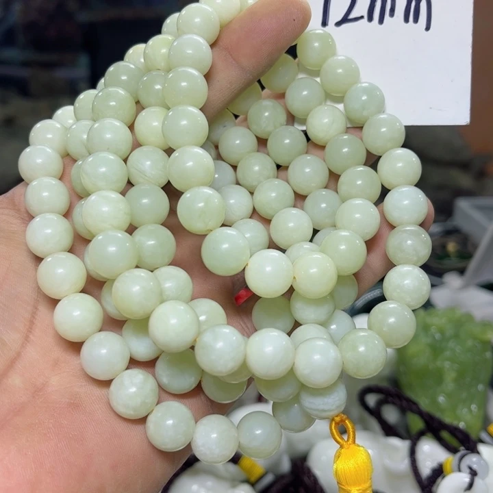 蛇纹石玉项链未镶嵌