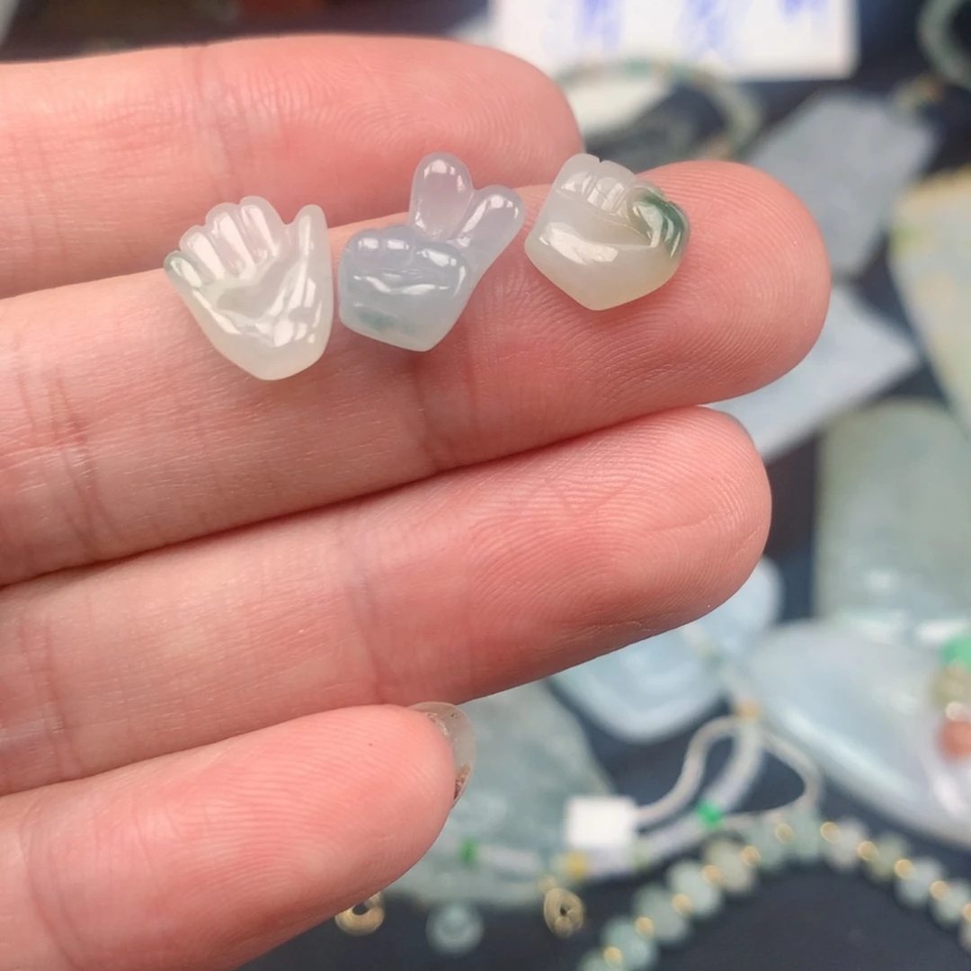 翡翠未镶嵌吊坠(不含链)10