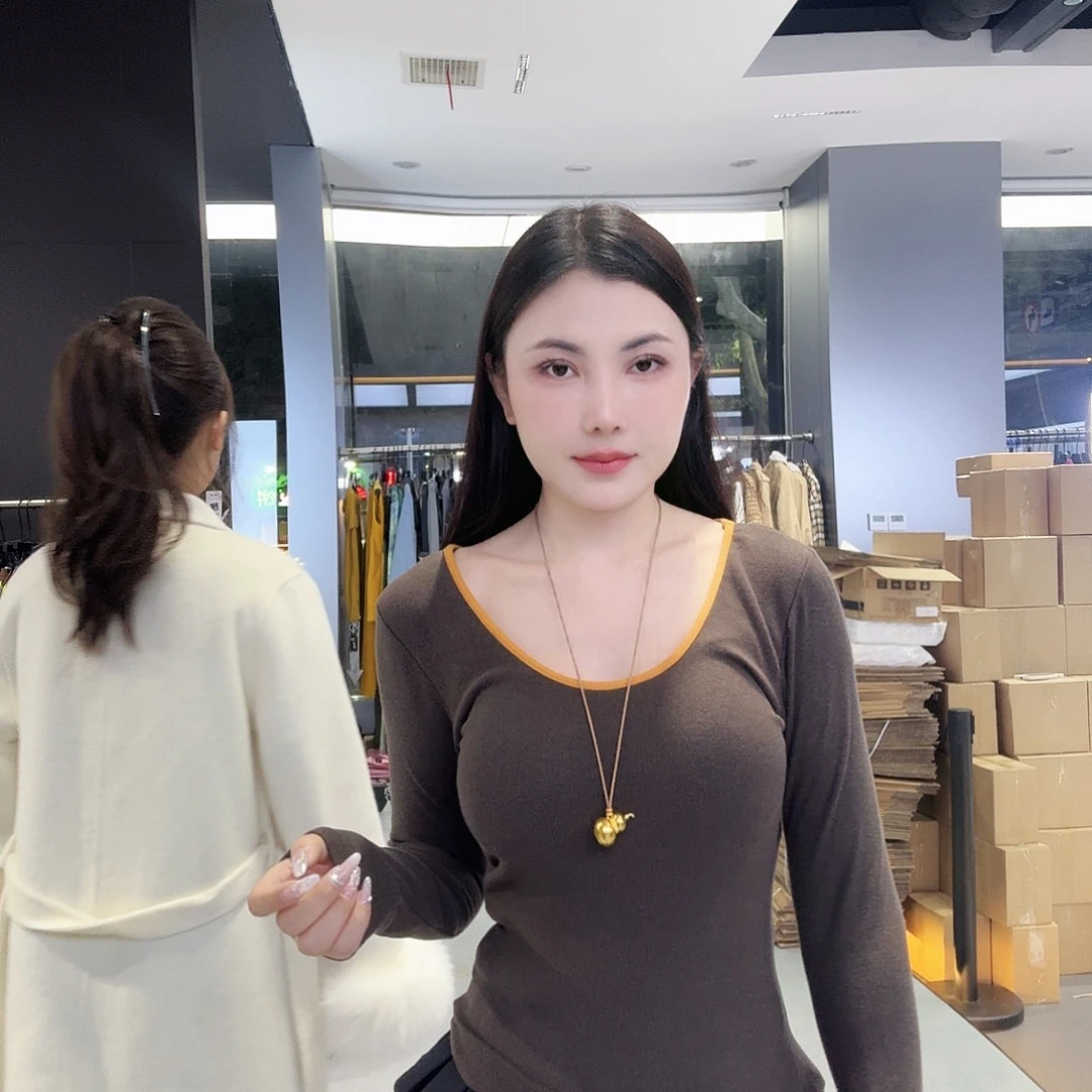 独家定制咖色长袖打底