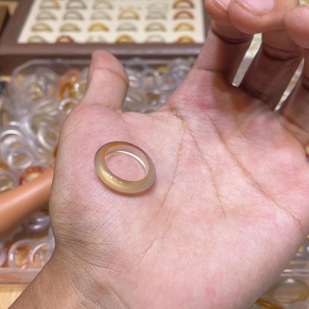 未镶嵌戒指玛瑙/玉髓52号港12