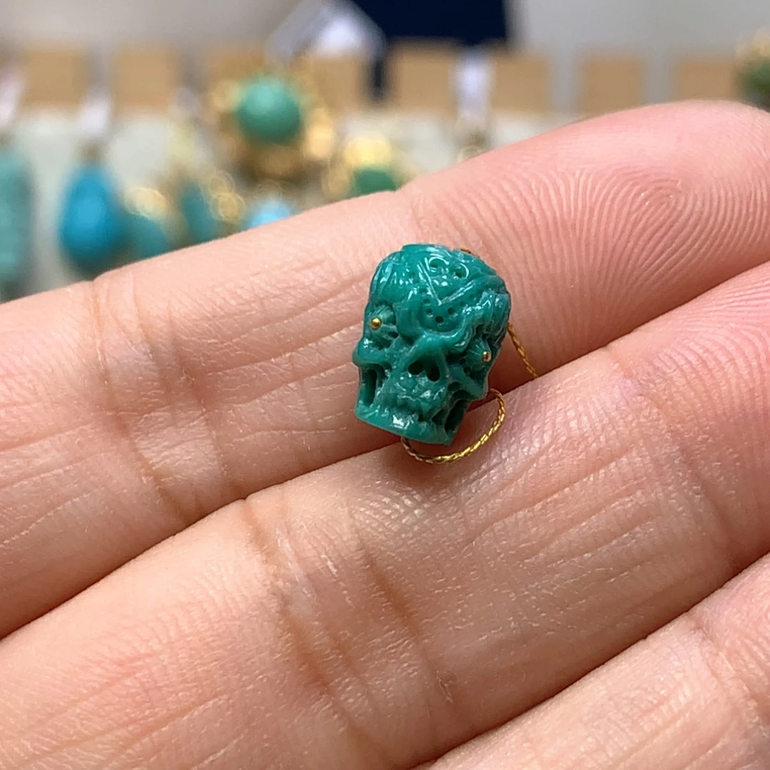 未镶嵌绿松石刺骨