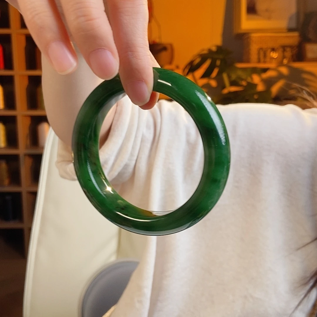 未镶嵌手镯和田玉（糖玉）