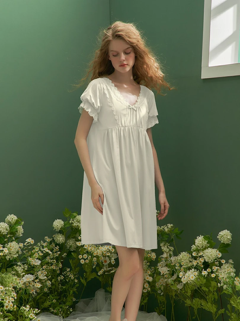 原创设计宫廷风睡裙女春夏款短袖V领白色中长大码宽松薄法式0047