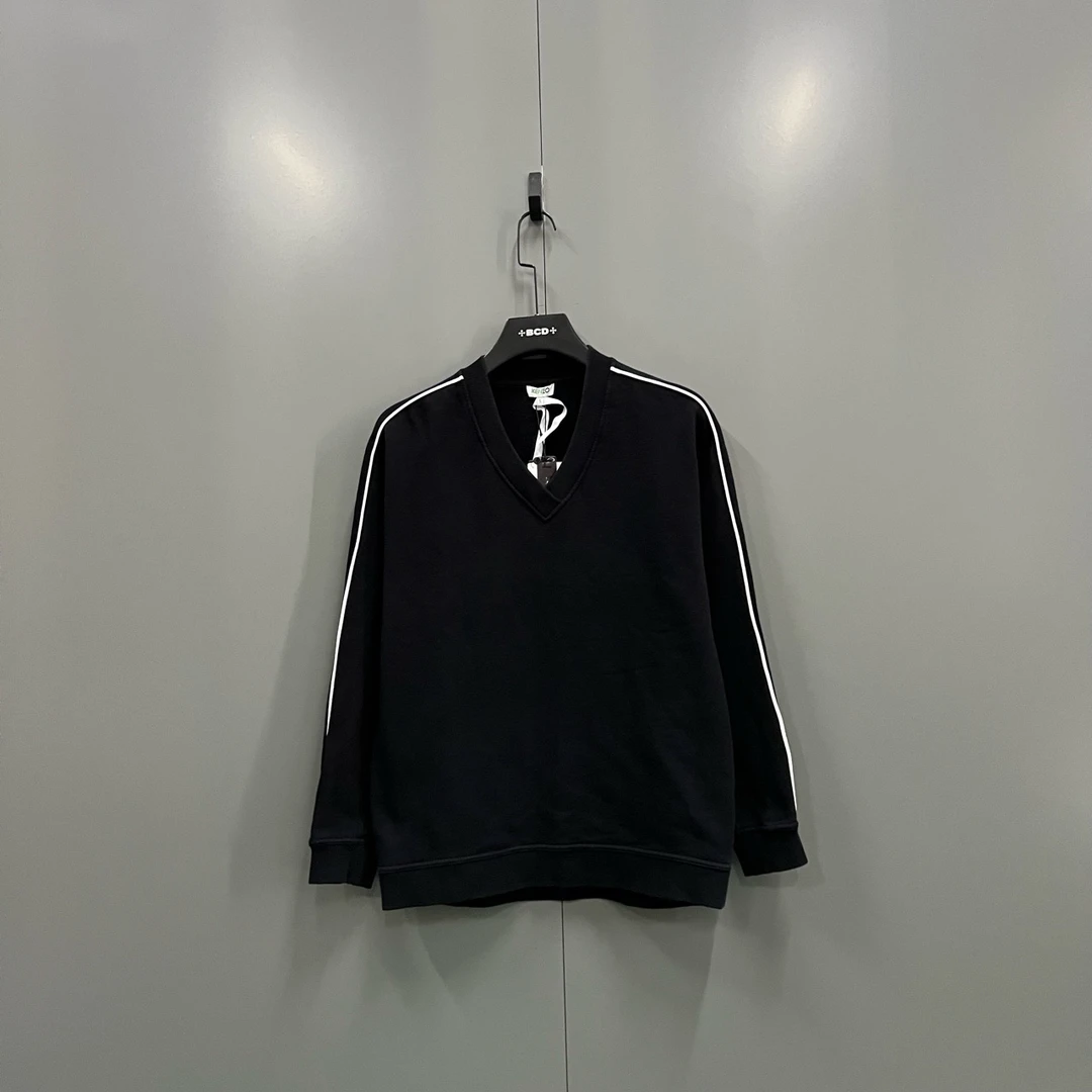 99新 KENZO/肯佐 (ll) 背后徽标V领运动卫衣 S码016141