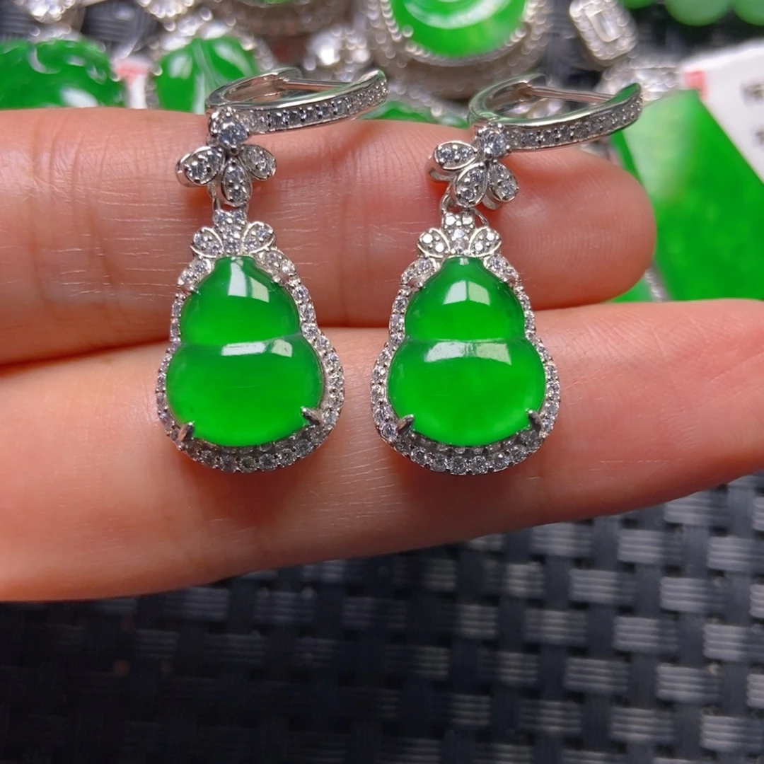 林***晓翡翠银S925镶嵌颈饰葫芦耳坠