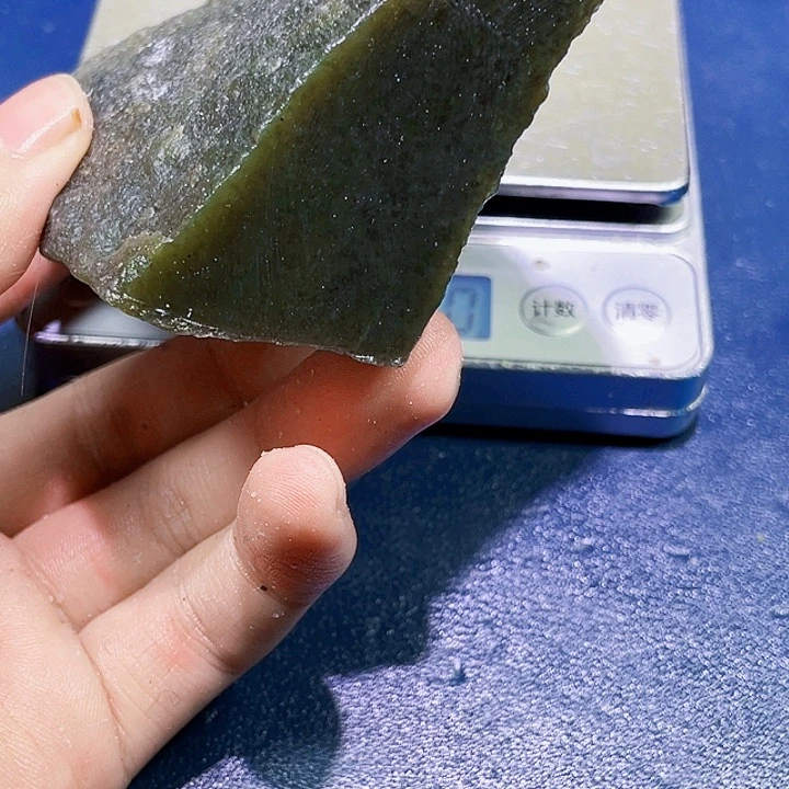 和田玉（糖玉）未镶嵌珠宝半成品