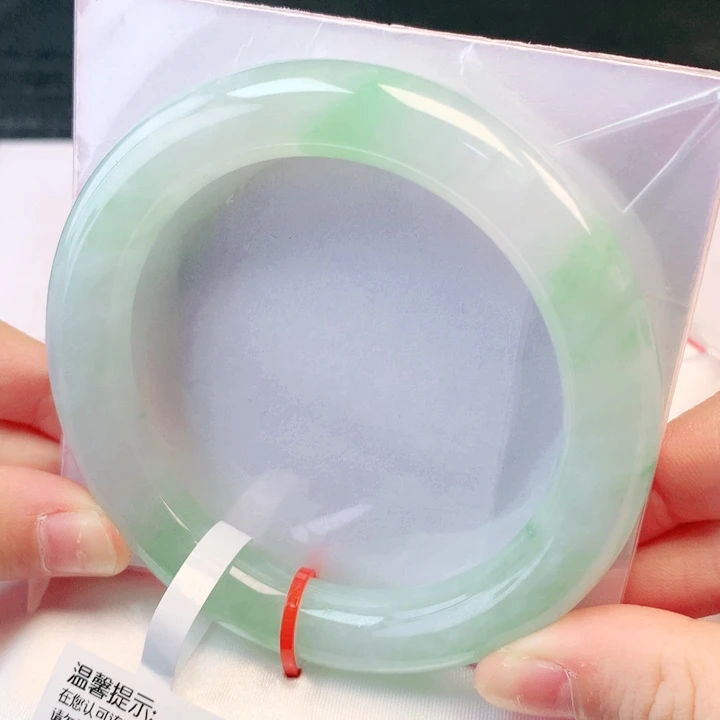 翡翠未镶嵌手镯58圈