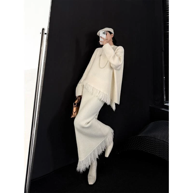 春秋慵懒风休闲百搭流苏毛衣半身裙时尚套装女宽松休闲针织两件套
