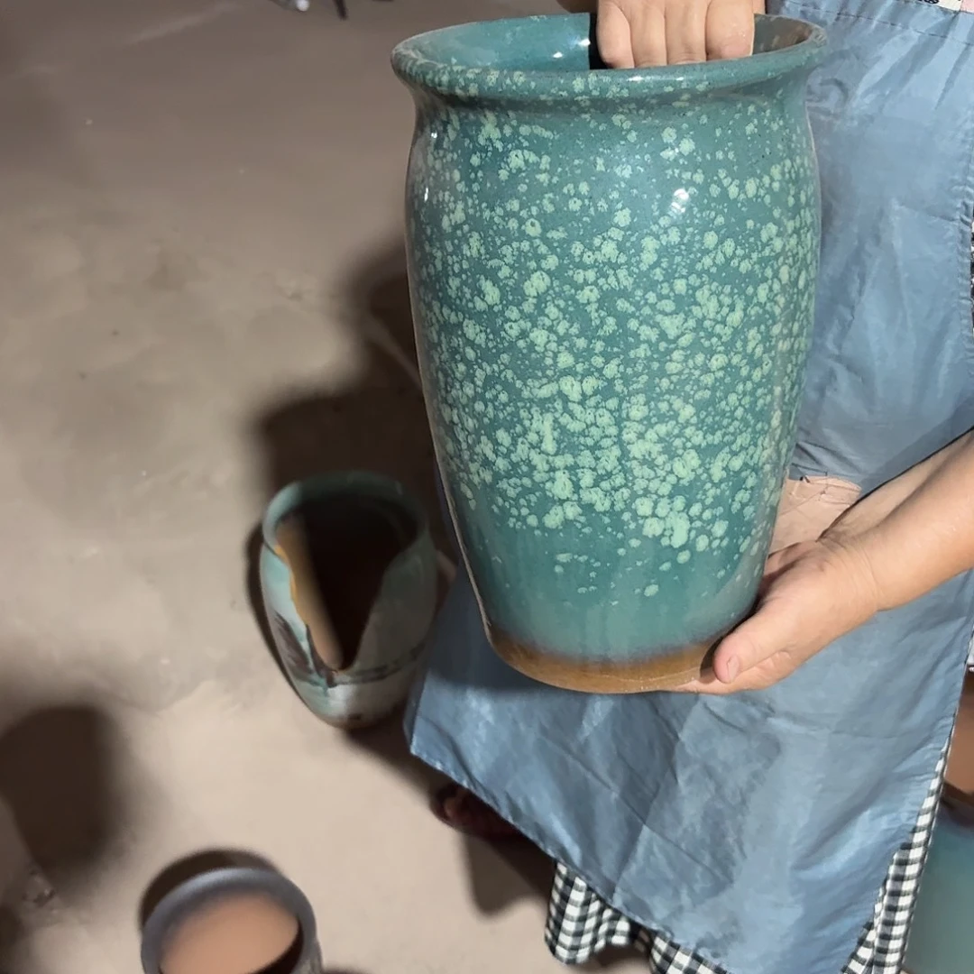 紫砂花盆口20高33一个