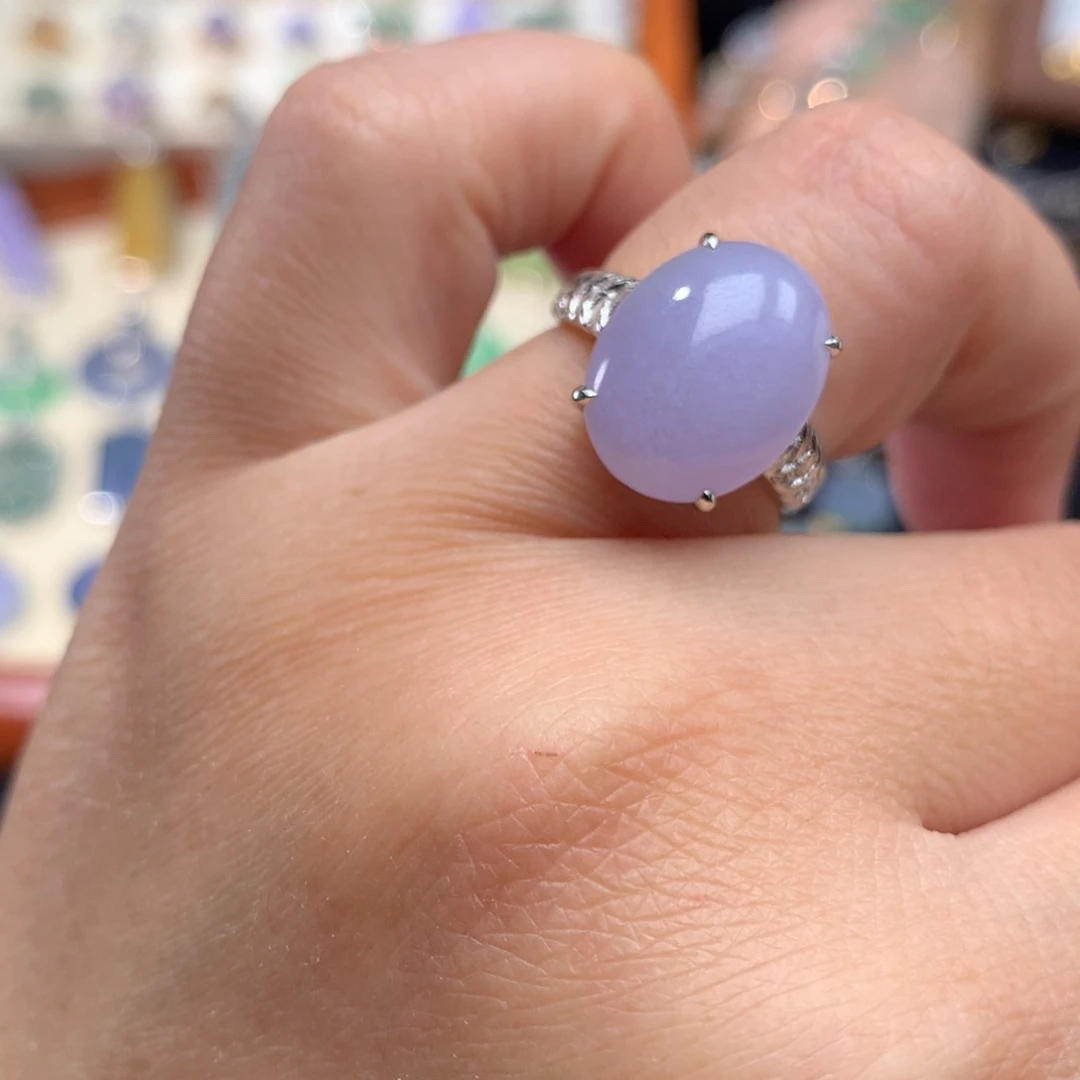 18K金镶嵌戒指翡翠紫罗兰蛋面戒指