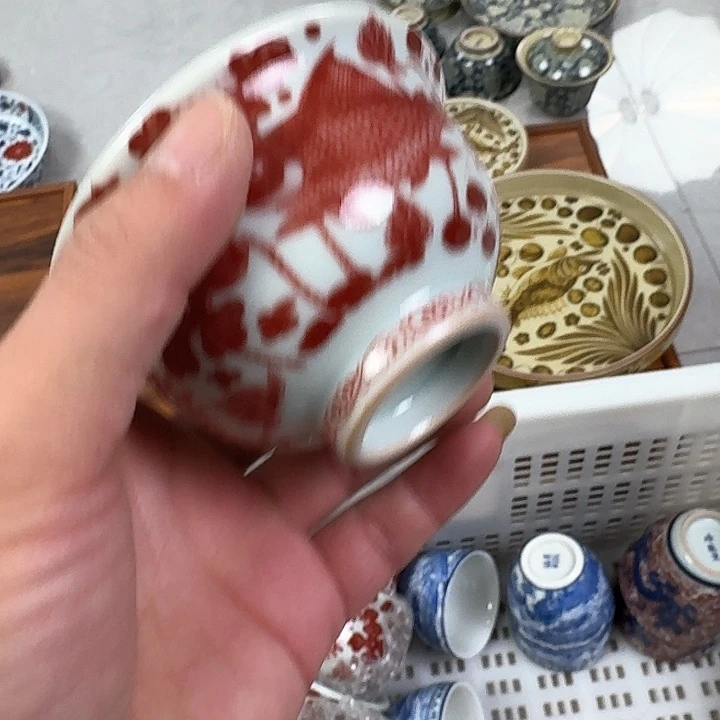 瓷片釉里红鱼藻大压手杯