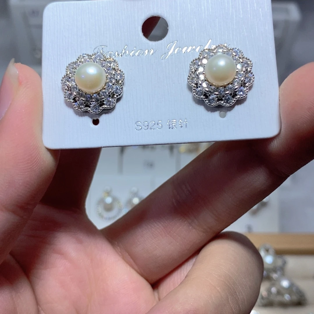 银S925镶嵌耳饰淡水珍珠
