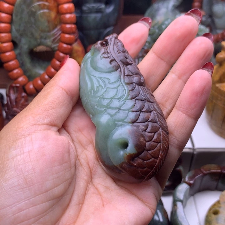 A***冷岫岩河磨玉（透闪石质玉）未镶嵌把件