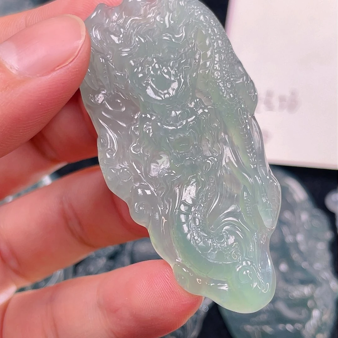 颈饰未镶嵌翡翠6，