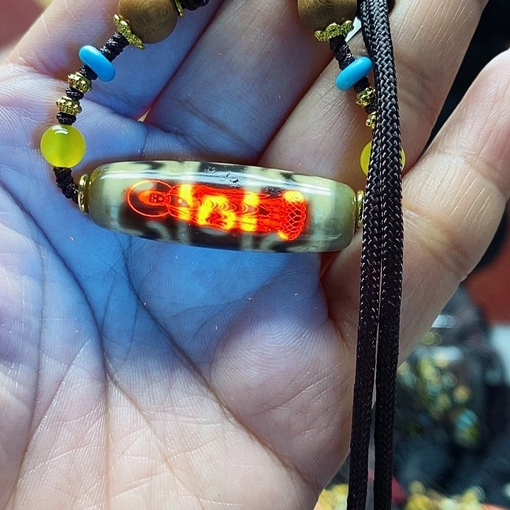 玛瑙/玉髓颈饰合金