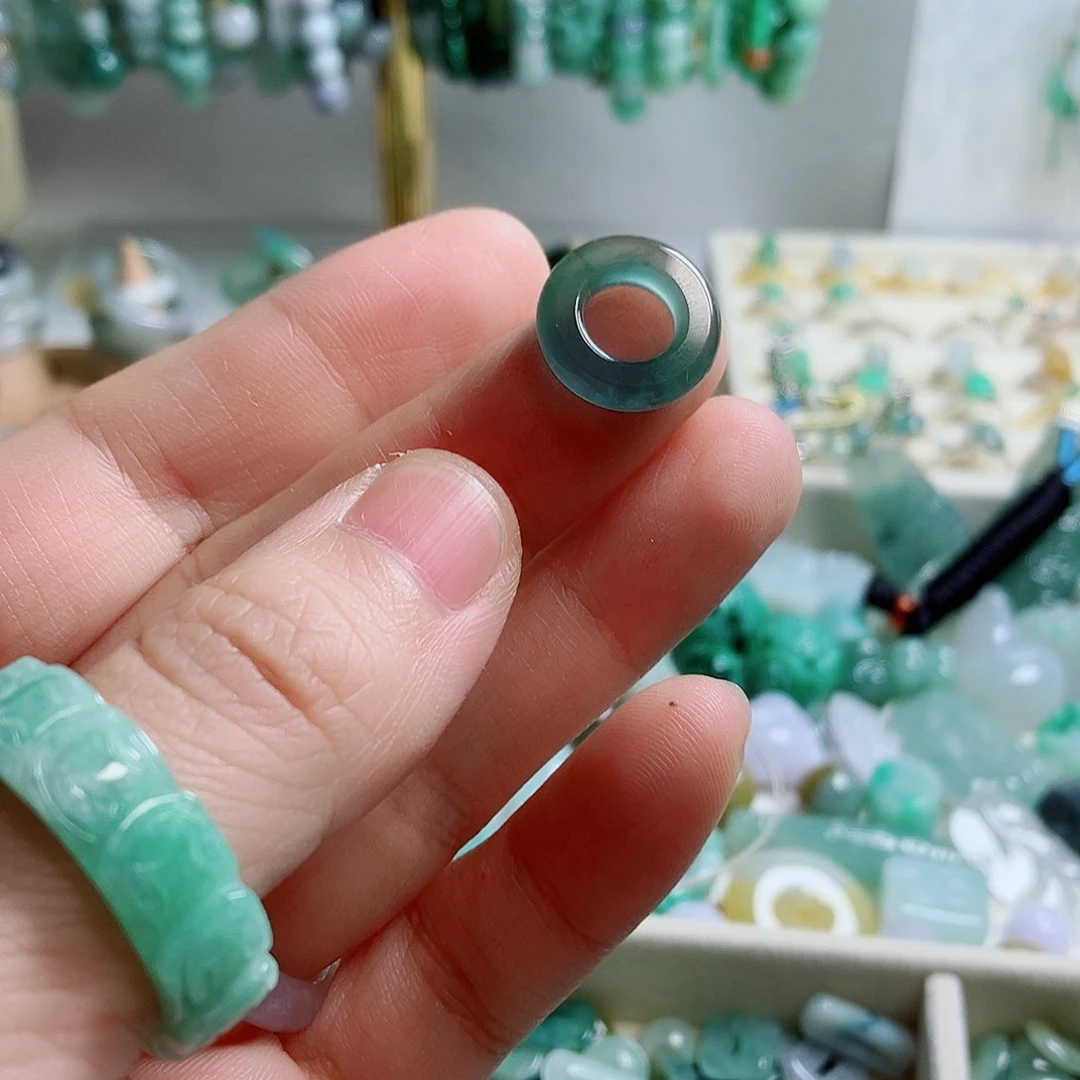 颈饰未镶嵌翡翠06