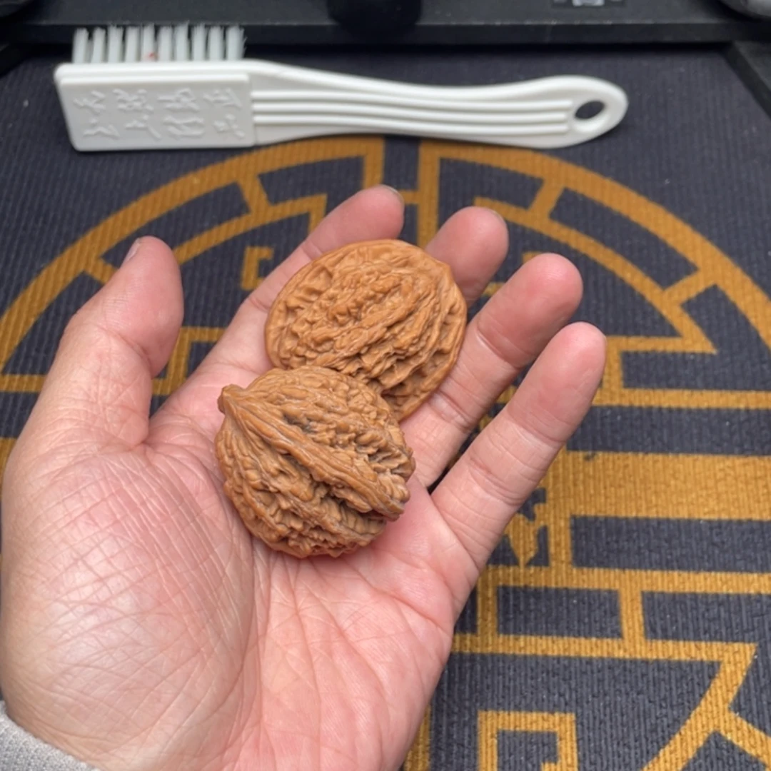 用***7文玩核桃吊坠虎头